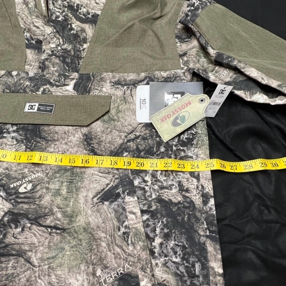 Men's DC SHOES INSULATED CAMO HOODIE - Picture 7 of 7